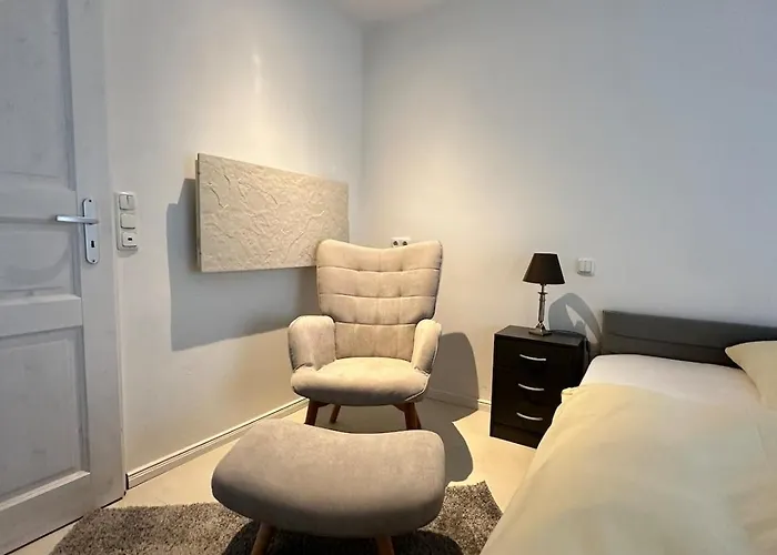 200m Vom Alten Rathaus Appartement *